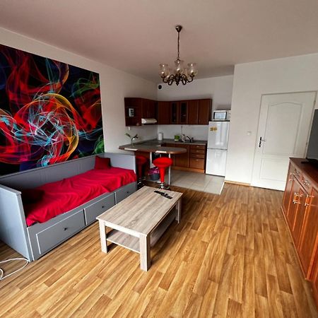 Monfas Apartment Garden City Прага Экстерьер фото
