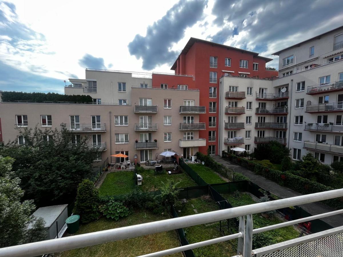 Monfas Apartment Garden City Прага Экстерьер фото