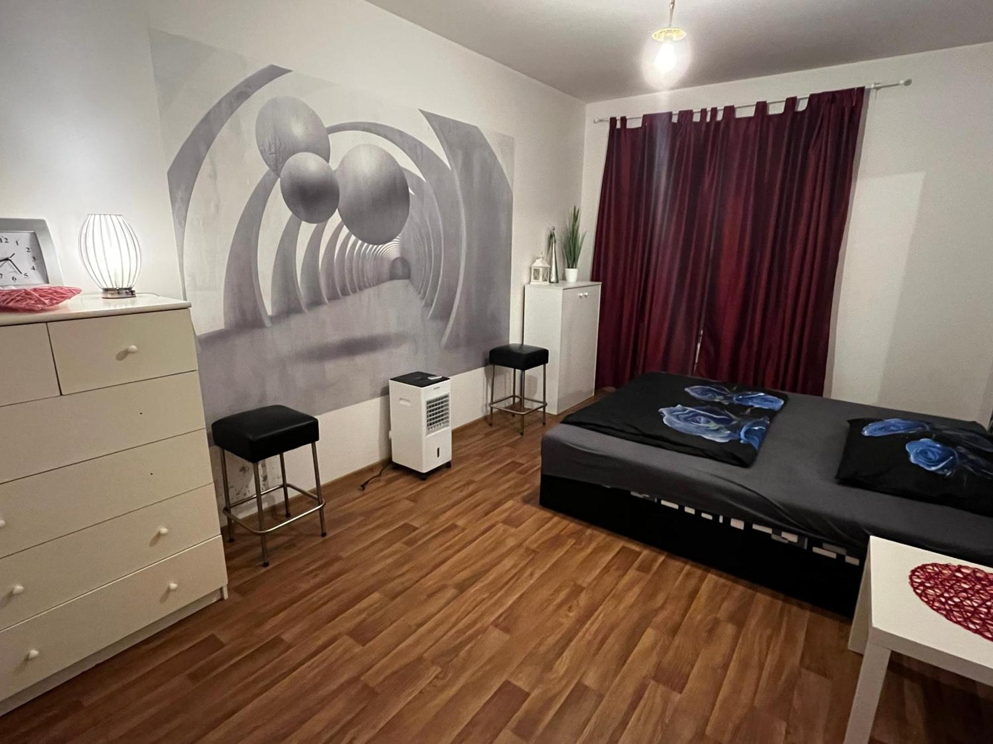 Monfas Apartment Garden City Прага Экстерьер фото