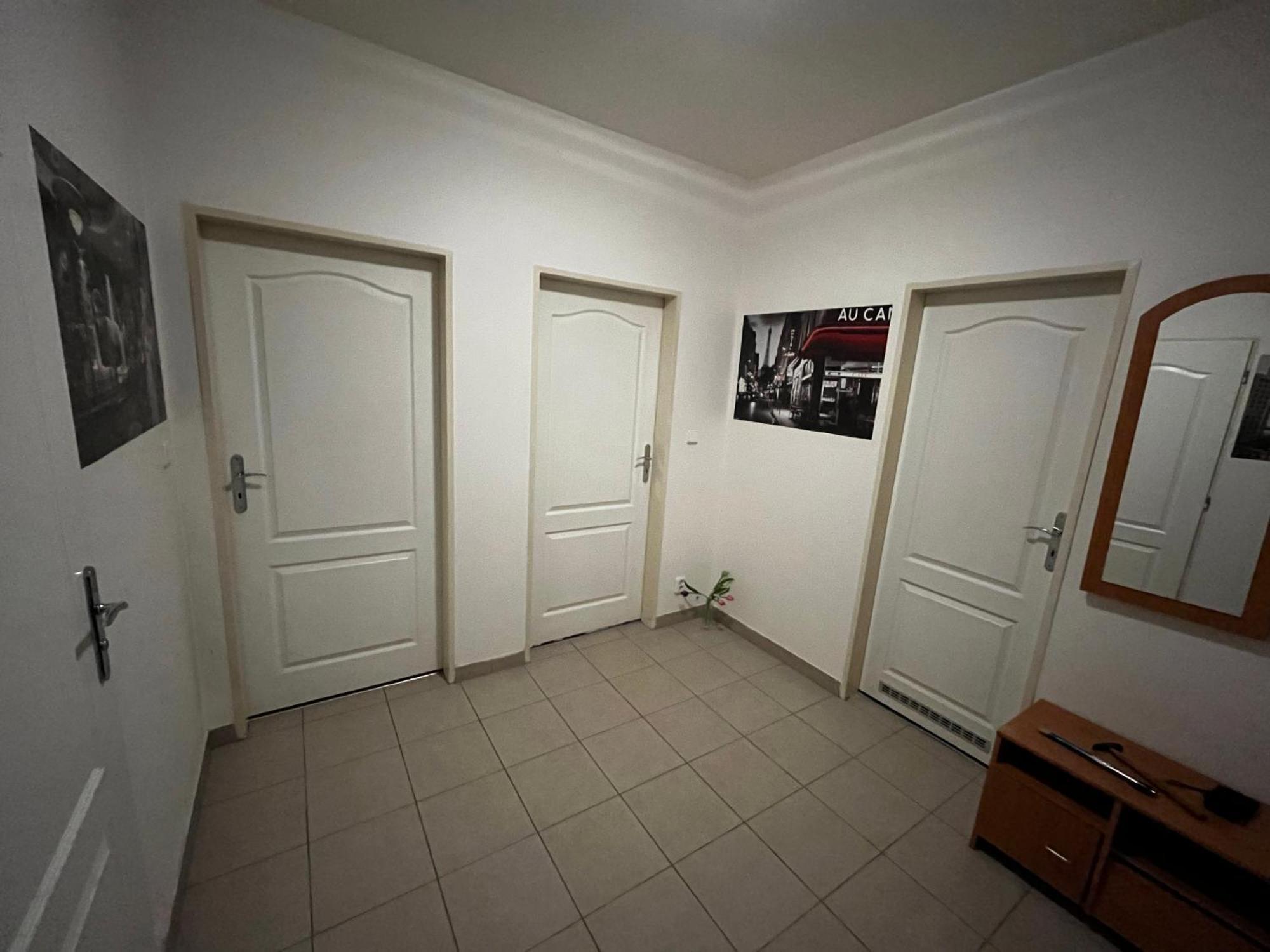 Monfas Apartment Garden City Прага Экстерьер фото